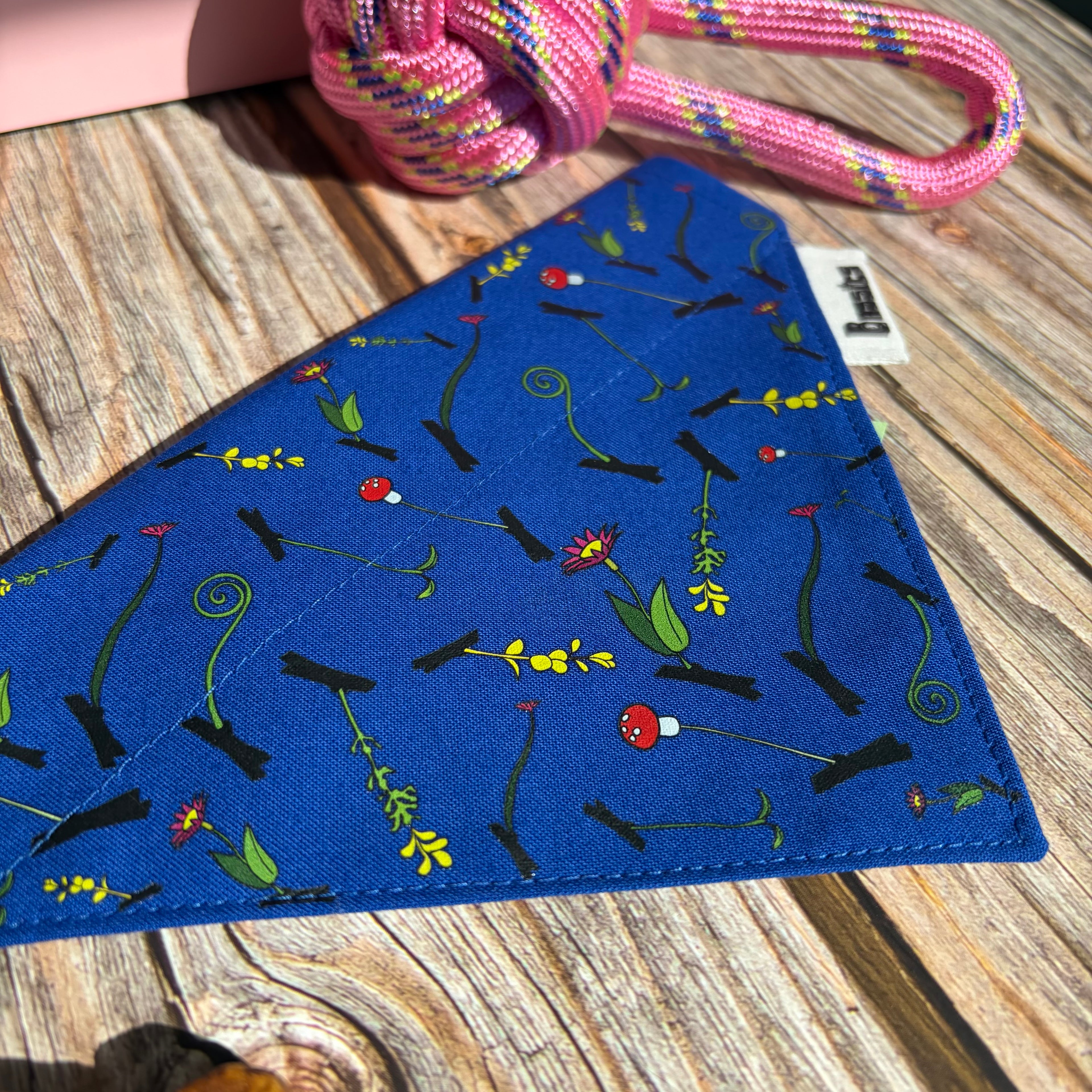 Sprouted Over the Collar Bandana